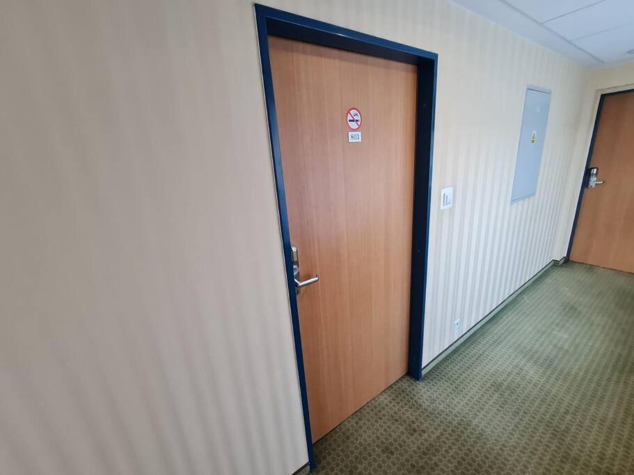 10Q - Z6 Apartament 803 วอร์ซอ ภายนอก รูปภาพ